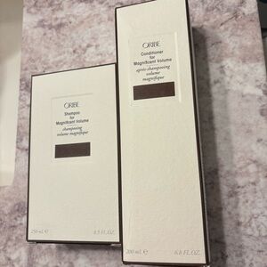 Oribe Magnificent Volume Shampoo and Conditioner Set
